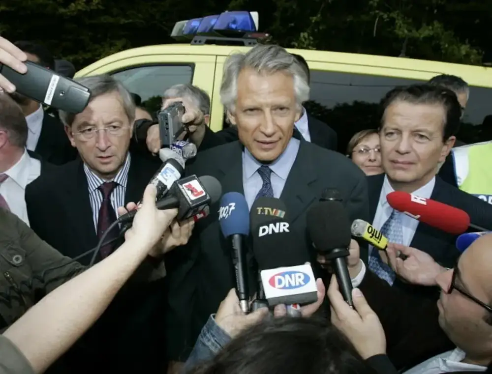 Dominique de Villepin et Jean-Claude Juncker se rendent sur les lieux