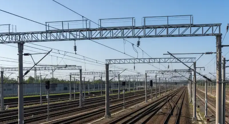 Installation caténaire ferroviaire