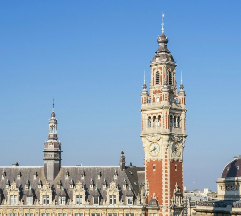 Vue panoramique de Lille avec la Grand'Place et le beffroi